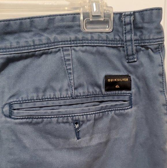 12/$30 👨🖤 quick silver shorts - blue 34 - Picture 4 of 8